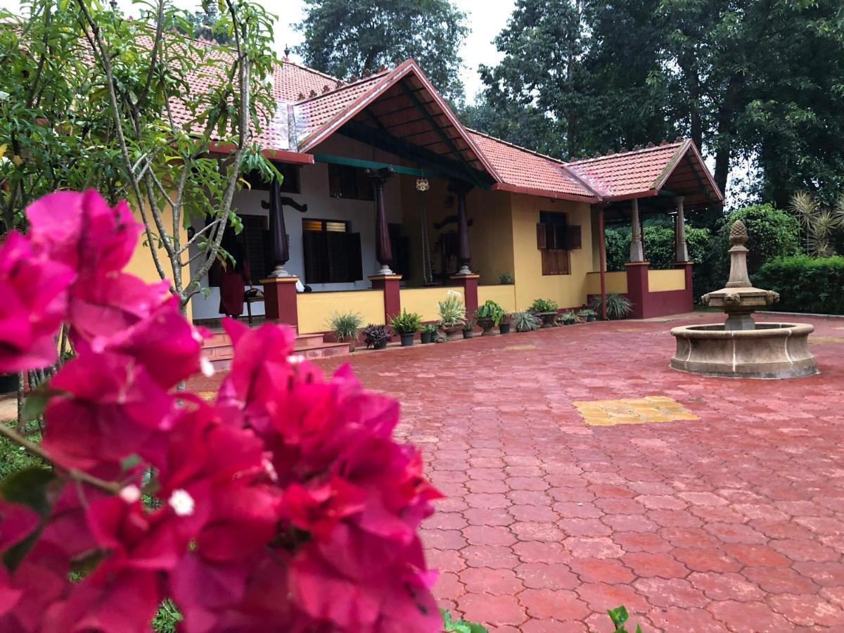 Ama Stays & Trails, Rare Earth Estate Madikeri Buitenkant foto